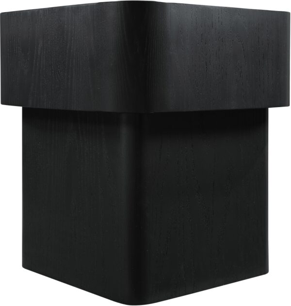 Oakmont Oak Veneer End / Side Table