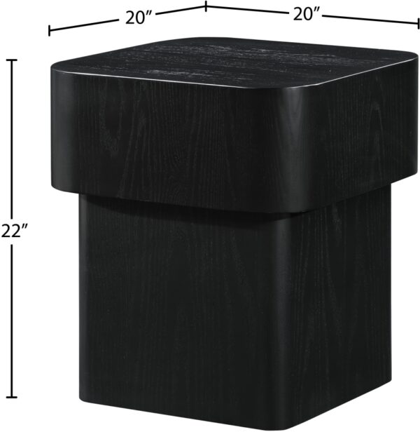 Oakmont Oak Veneer End / Side Table