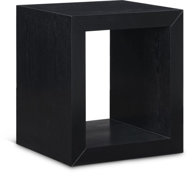 Alma Oak Veneer End / Side Table