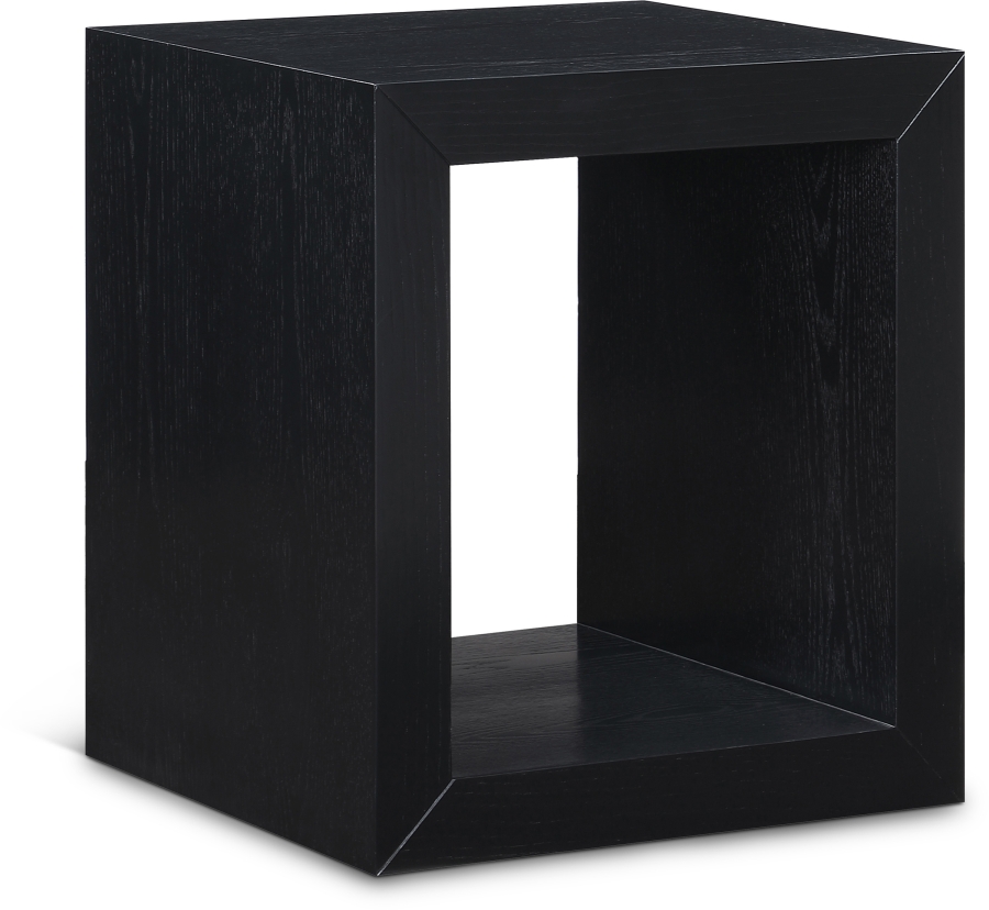 Alma Oak Veneer End / Side Table