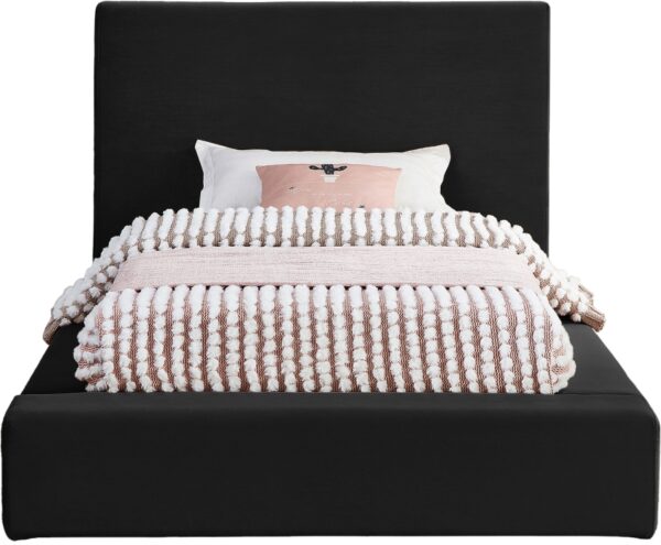 Dorian Velvet Upholstered Bed
