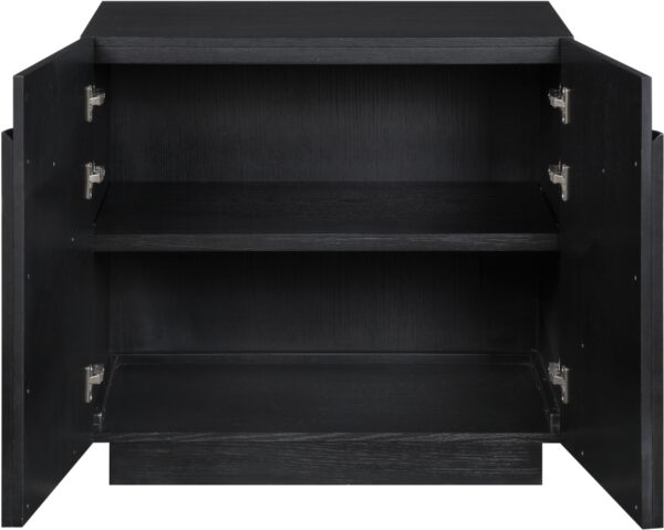 Navona Oak Veneer Sideboard / Buffet