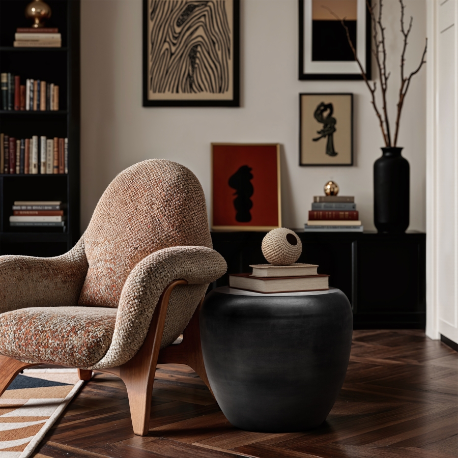 Capsule Aluminum End / Side Table