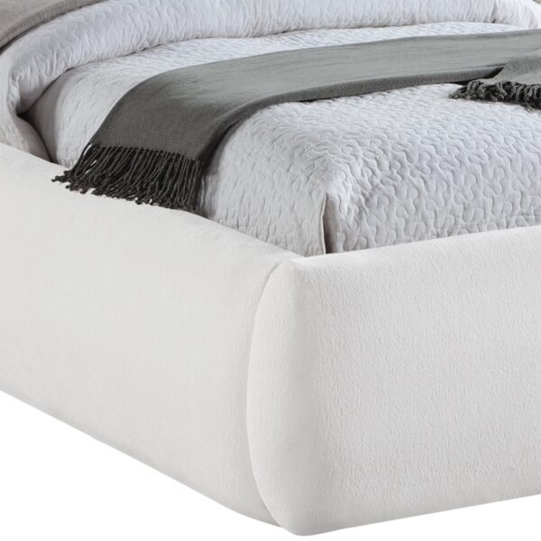 Sandro Chenille Fabric Upholstered Twin Bed