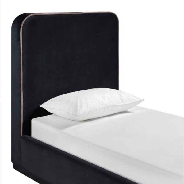 Rava Velvet Upholstered Bed