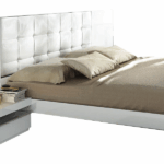 Granada Bed KS w/light
