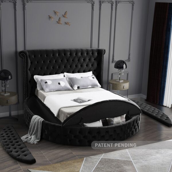 Luxus Velvet Upholstered Bed