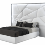 Majesty Bed w/light
