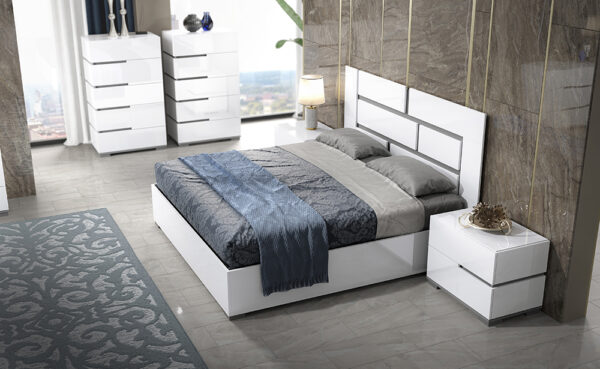 Athena Bedroom Gallery 2
