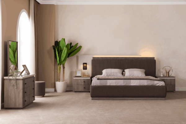 Elvis QS Bedroom w/ Storage - SOLD AS COMPLETE BEDGROUP ONLY Gallery 2