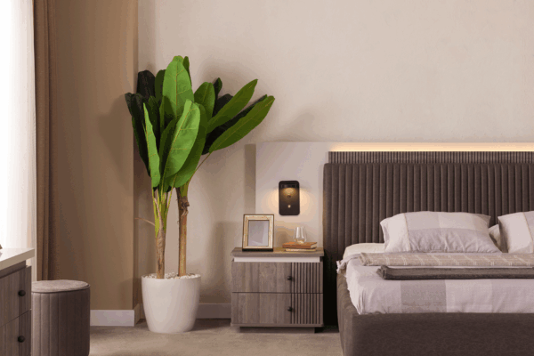 Elvis QS Bedroom w/ Storage - SOLD AS COMPLETE BEDGROUP ONLY Gallery 3