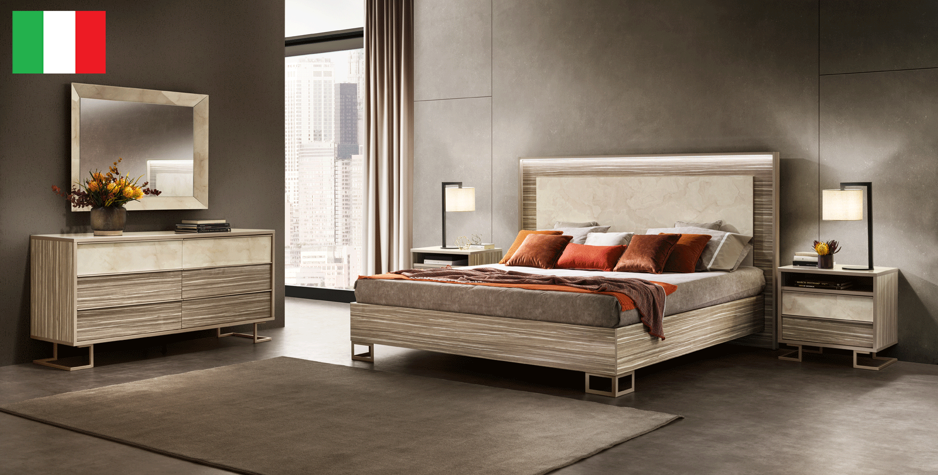 Luce Light Bedroom w/ Light