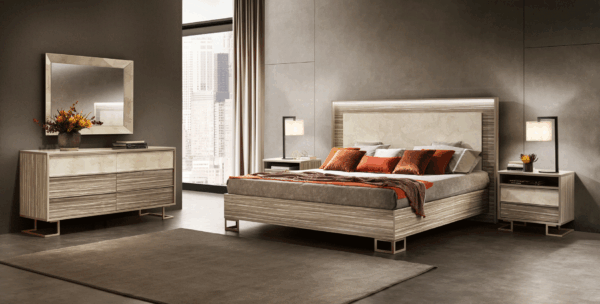 Luce Light Bedroom w/ Light Gallery 1