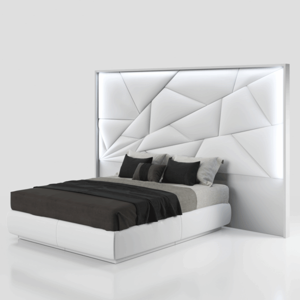 Majesty Bedroom w/light and Carmen Cases Gallery 3