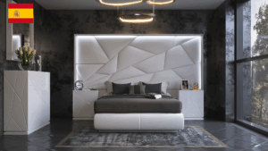 Majesty Bedroom w/light and Kiu cases