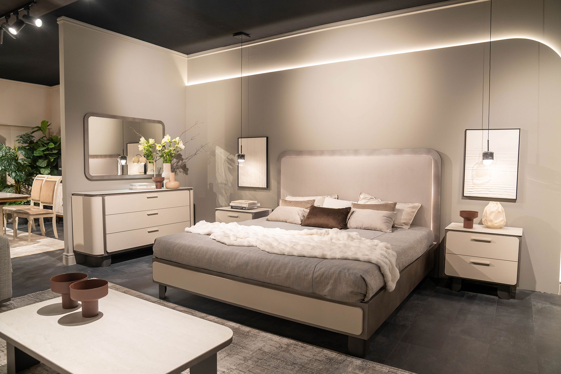 Perla Bedroom