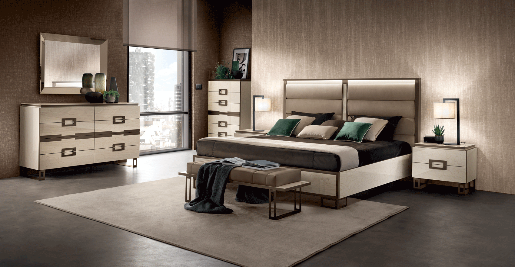 Poesia Bedroom w/ Light Gallery 1