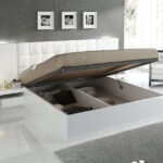 King size storage with divider