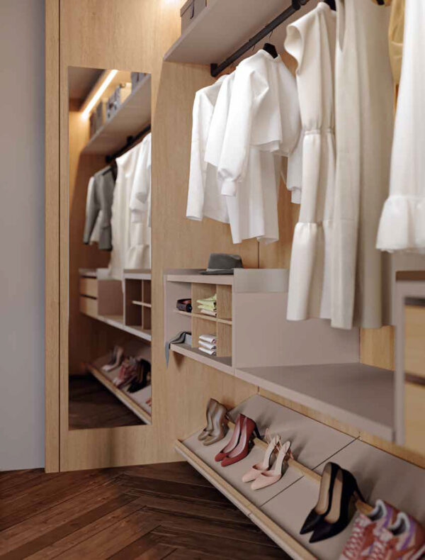 MS 034 Walking closet Gallery 1