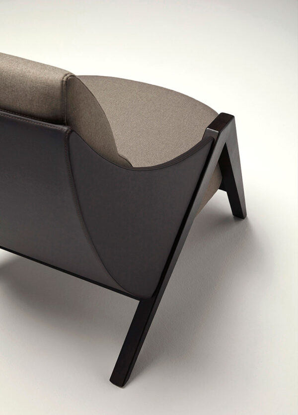 Falcon armchair Gallery 2