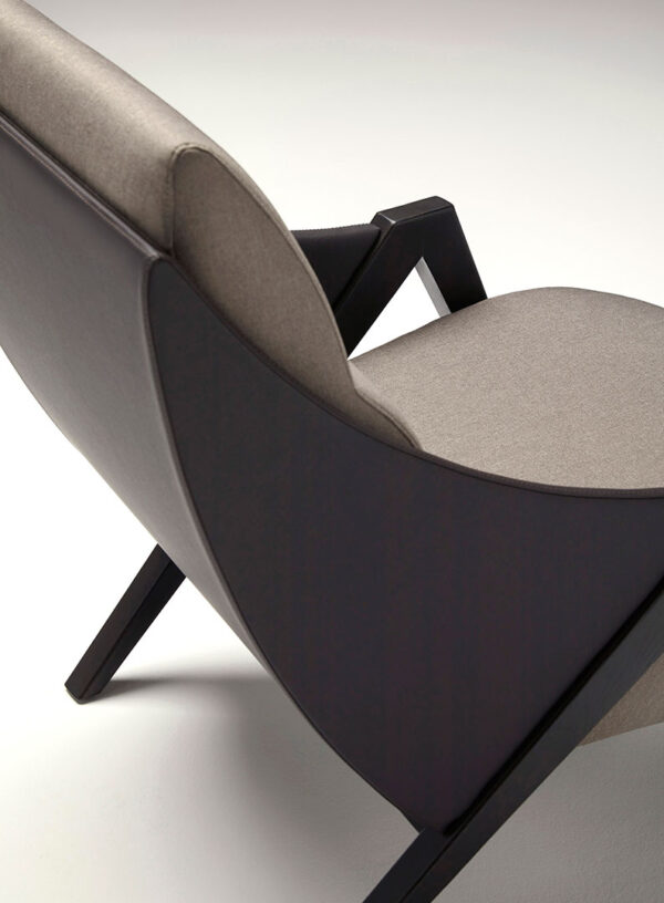 Falcon armchair Gallery 3