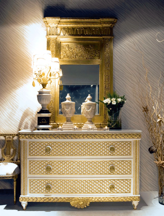 Sissi Bedroom Gallery 1