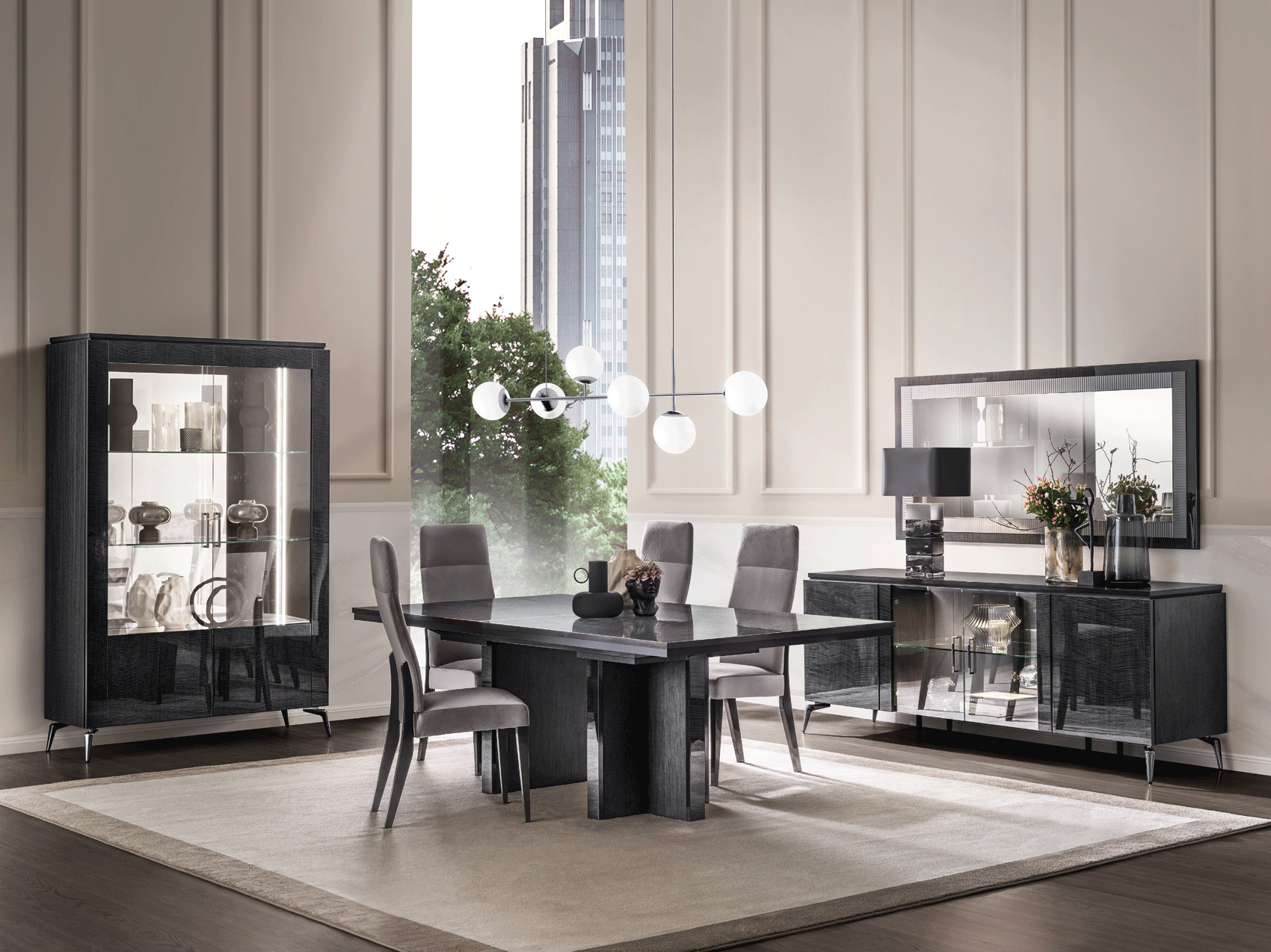 Meridiana Dining Room Gallery 1