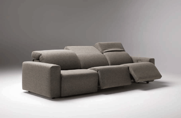 Cosmopol Living room Gallery 1
