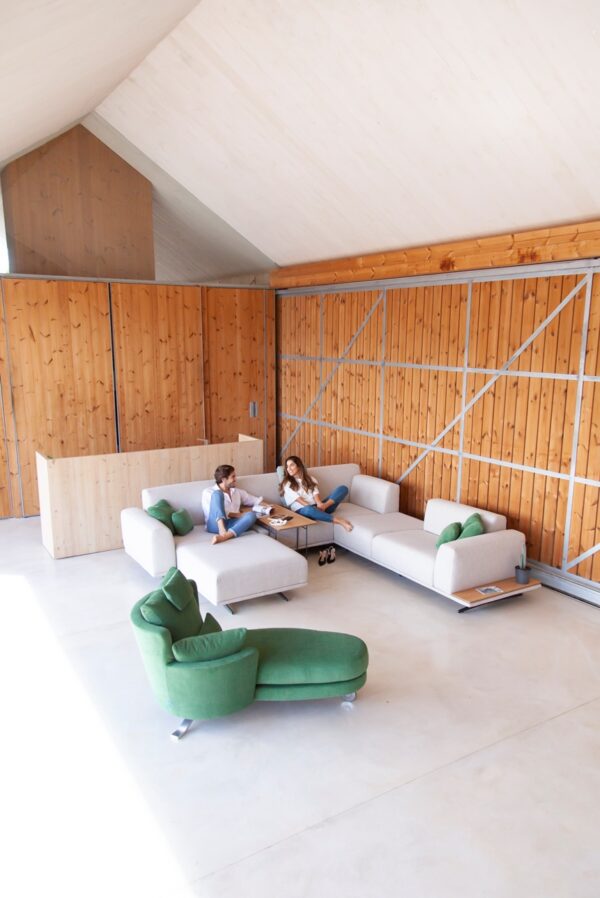 Pauline Gallery 1