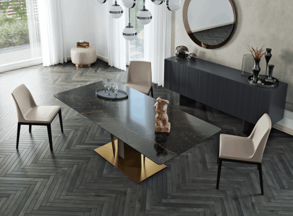 Royal Dining Table Gallery 1