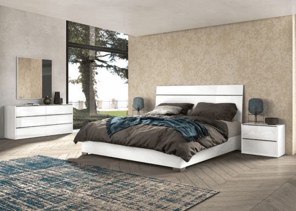 Luna Bedroom Gallery 3