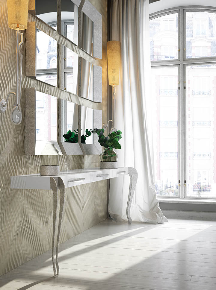 CII.02 Console Table Gallery 1