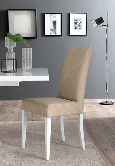 Lisa Chair Gallery 1