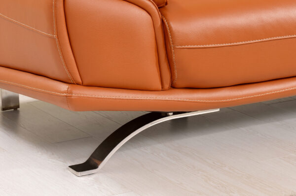 533 Sectional Gallery 3
